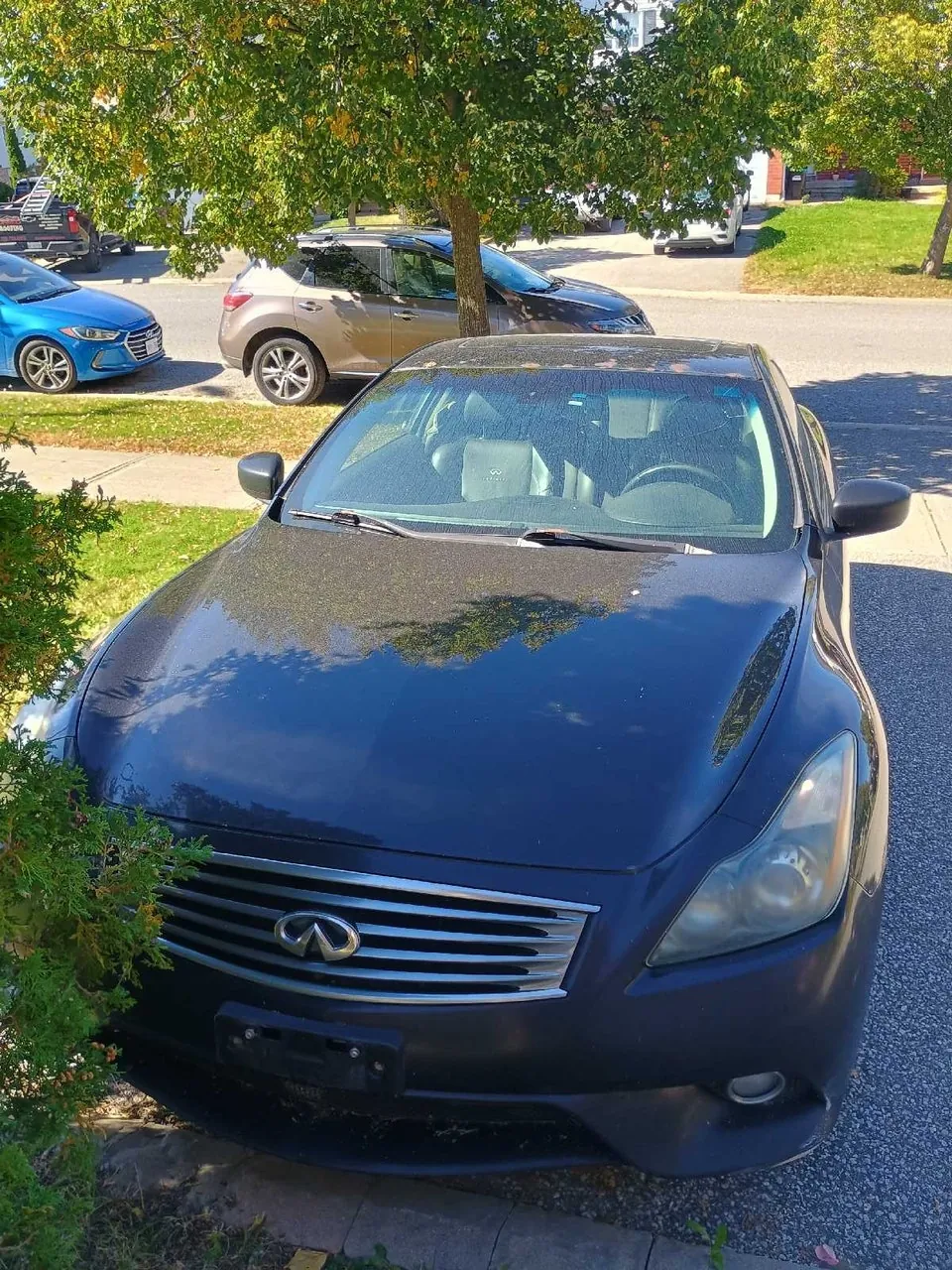 Infiniti G37Xs 2011 photo 2