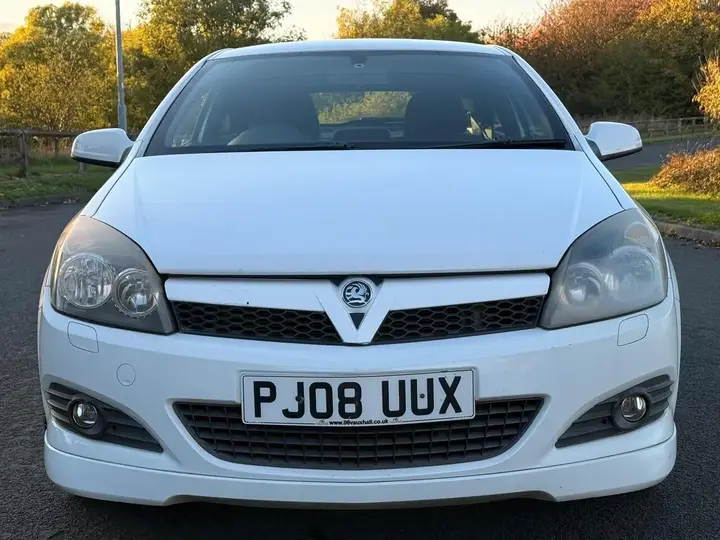 Vauxhall Astra 2008 photo 3