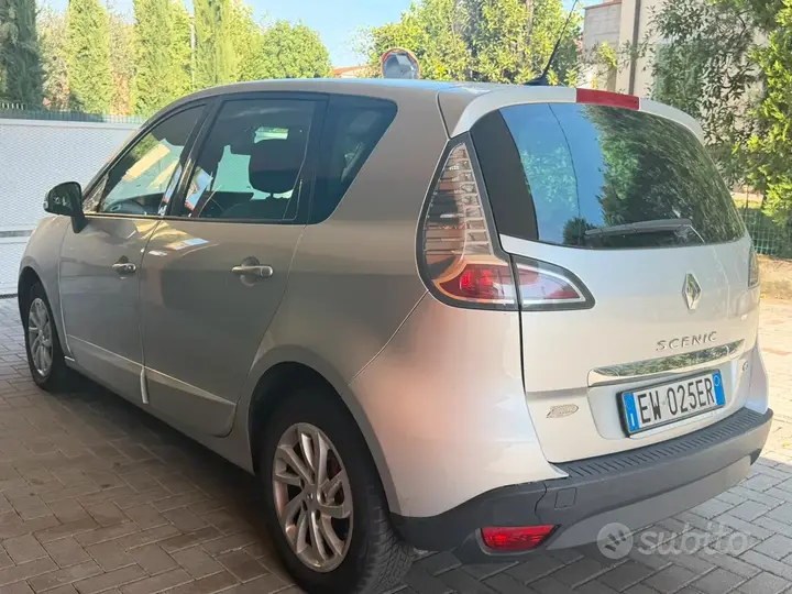 Renault Scenic 2014 photo 3