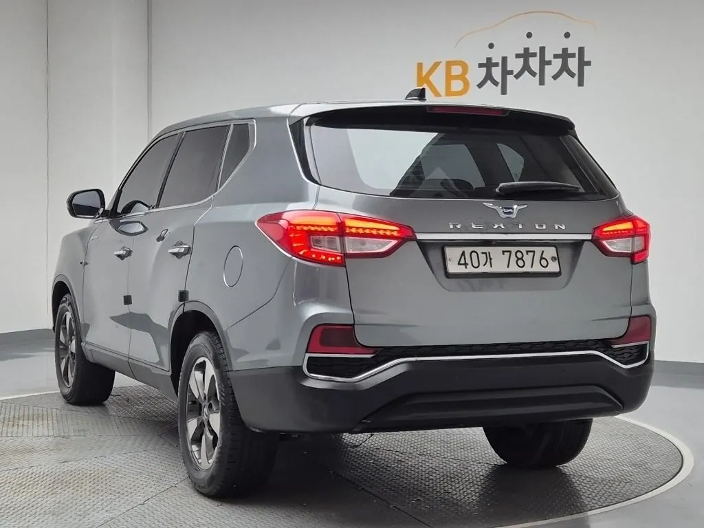 KG Mobility G4 Rexton 2018 photo 2