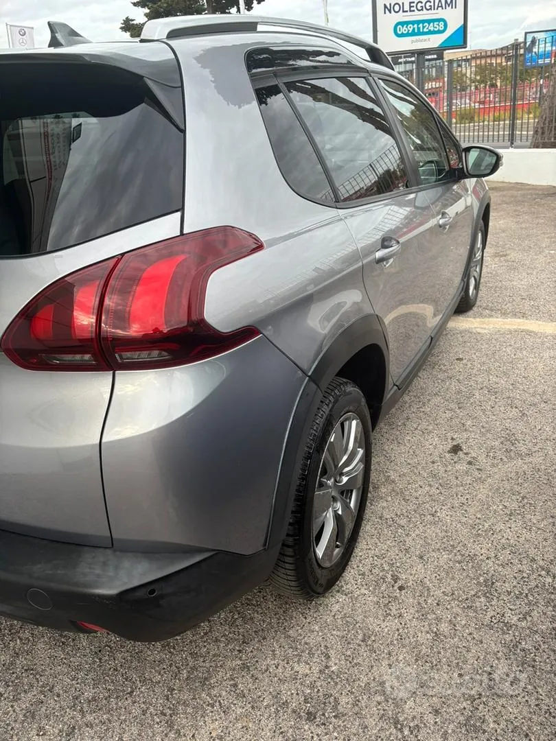 Peugeot 2008 2019 photo 3