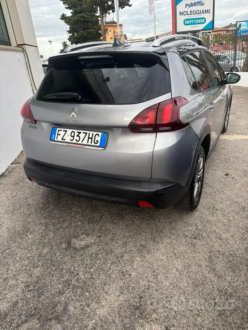 Peugeot 2008 2019 photo 2