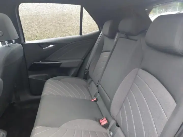 Volkswagen Id.3 2025 photo 3