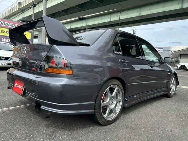 Mitsubishi Lancer photo 2