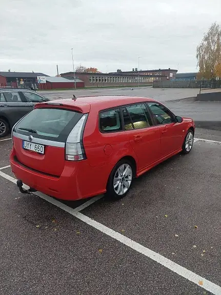 Saab 9-3 2010 photo 2