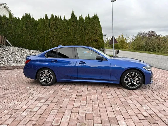 BMW 330E 2019 photo 3