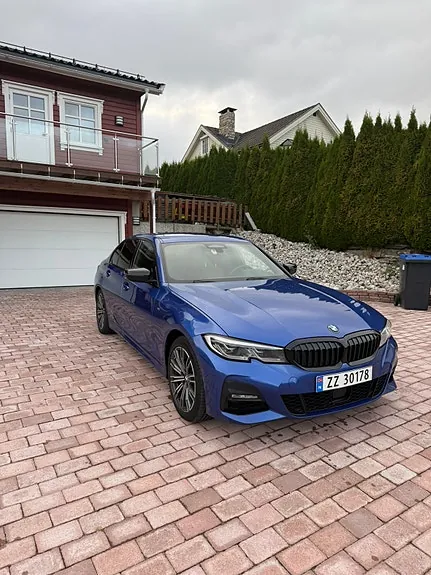 BMW 330E