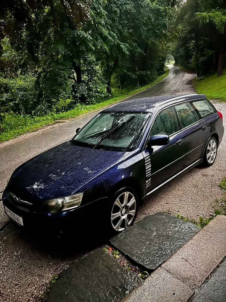Subaru Legacy 2006 photo 2