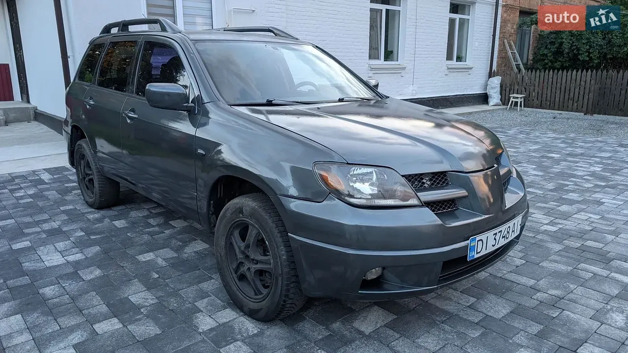 Mitsubishi Outlander 2003 photo 4