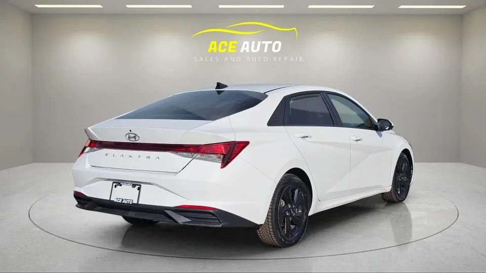 Hyundai Elantra 2023 photo 5