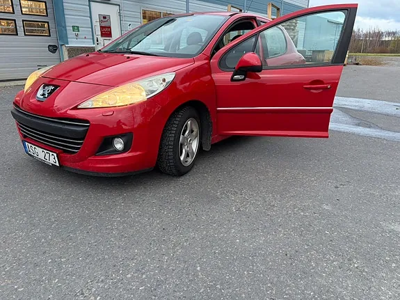 Peugeot 207 2010 photo 2