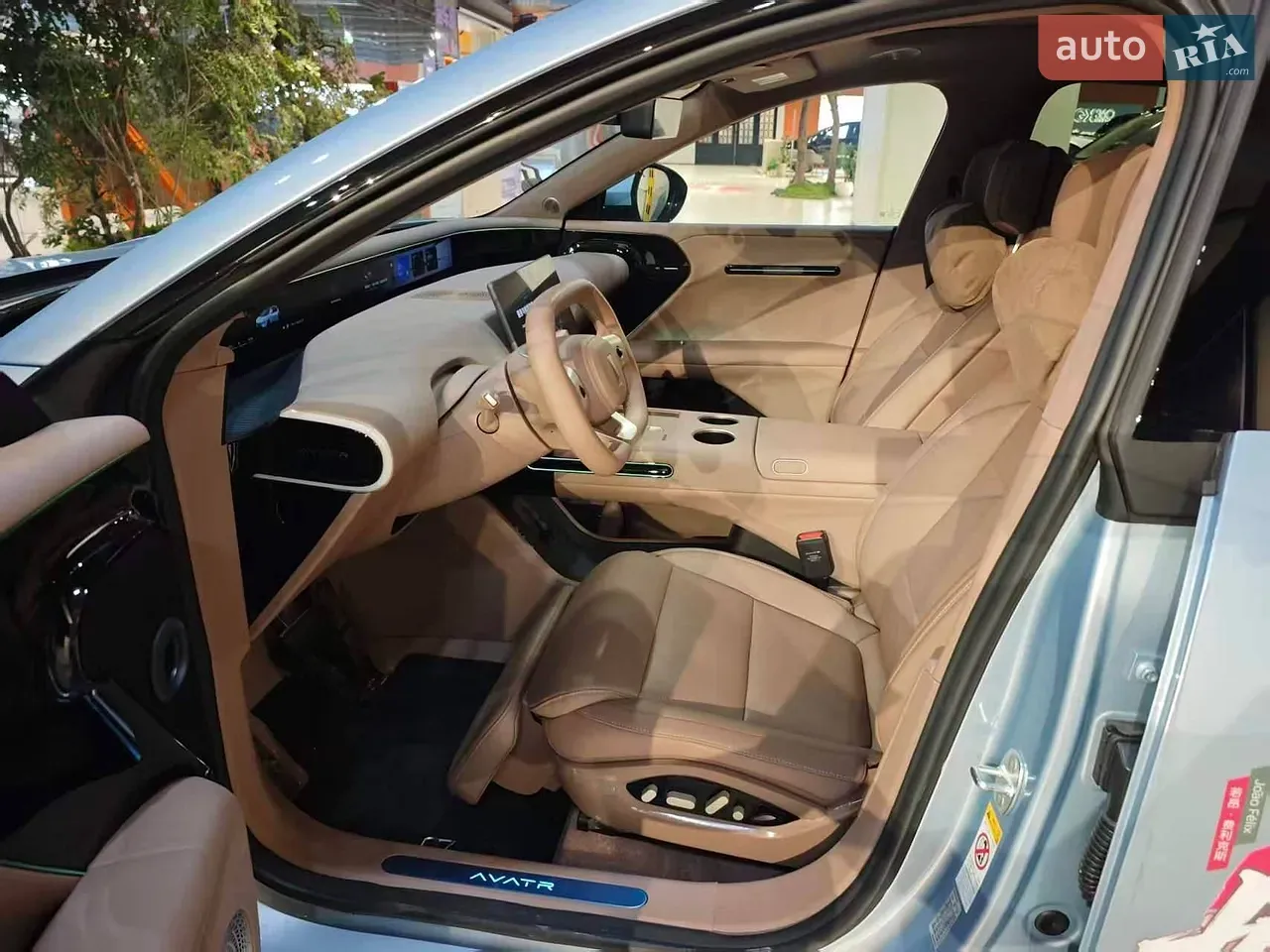 Renault Korea Avant 2025 photo 3
