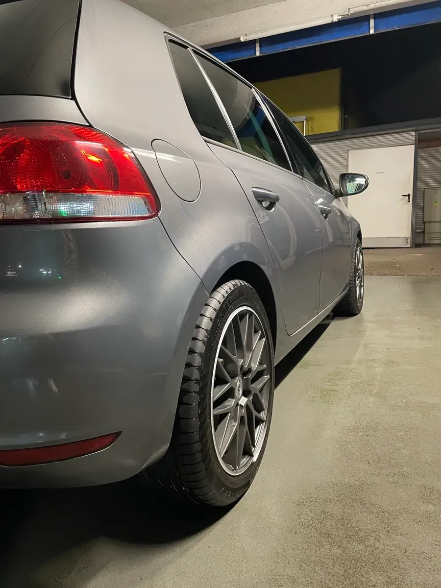 Volkswagen Golf 2012 photo 3