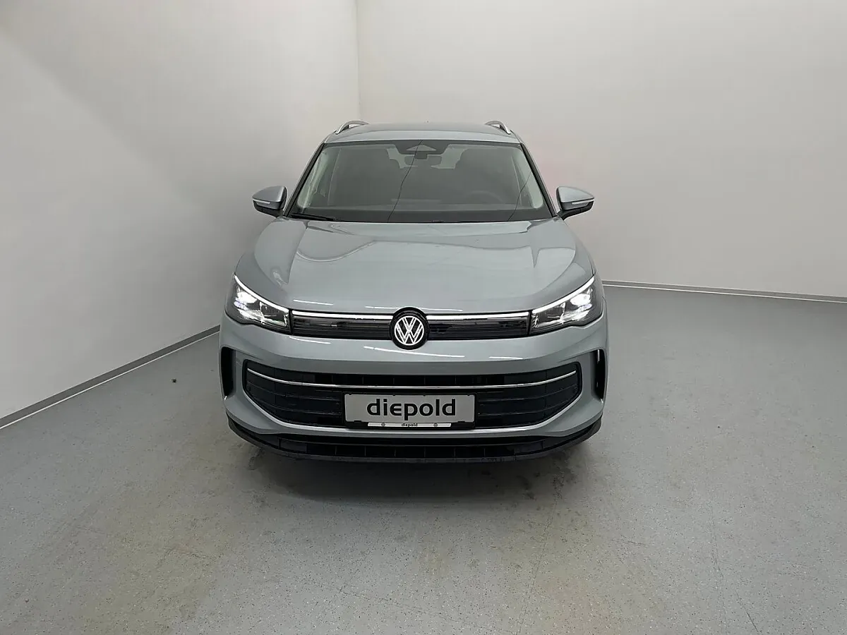 Volkswagen Tiguan 2026 photo 2