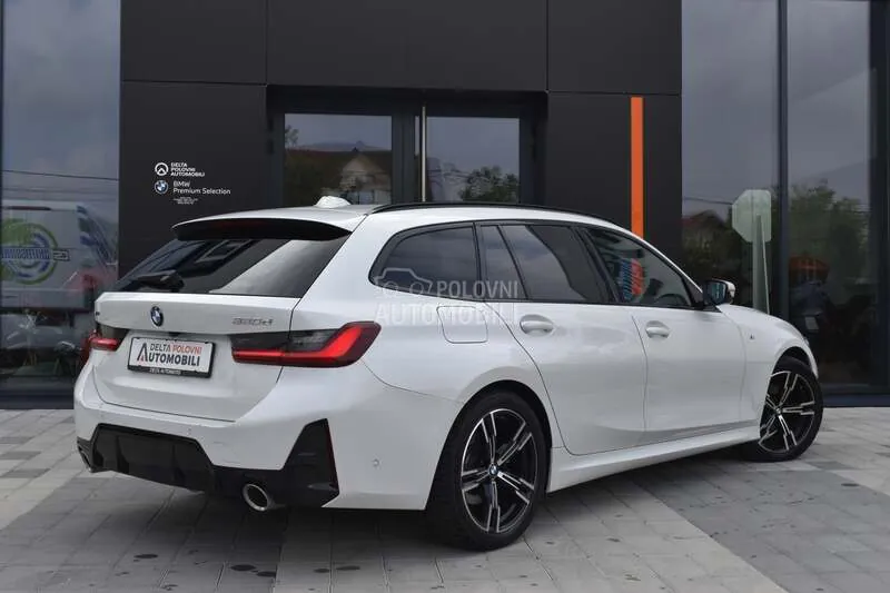 BMW 320 2022 photo 2