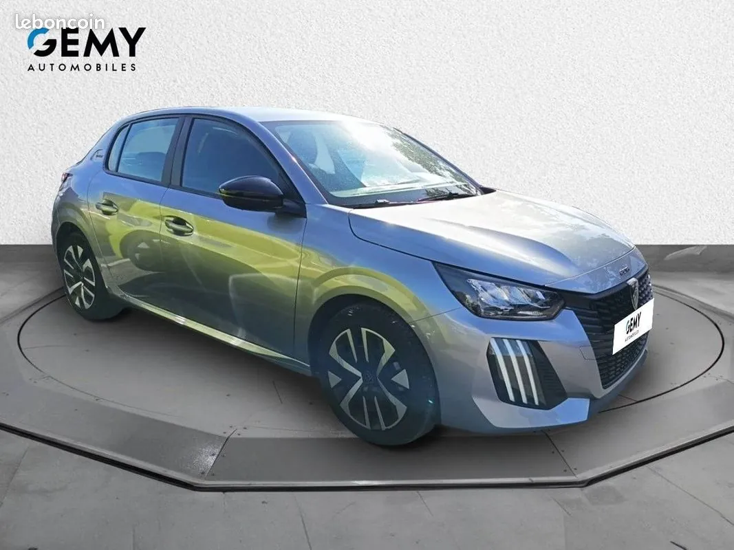 Peugeot 208 2025 photo 3