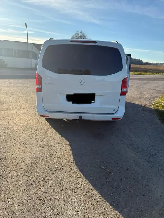 Mercedes-Benz V-Class
