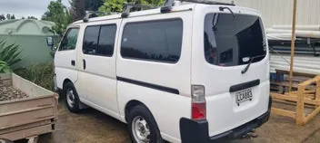 Nissan Caravan 2010 photo 3