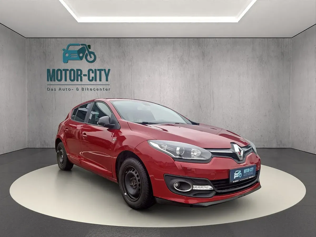 Renault Megane 2015 photo 2