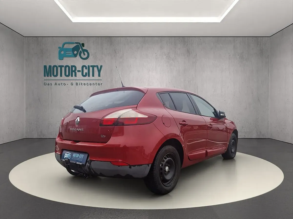 Renault Megane 2015 photo 3
