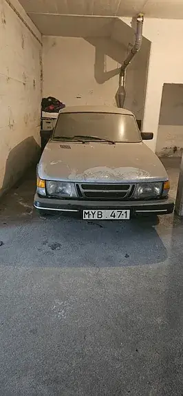 Saab 900