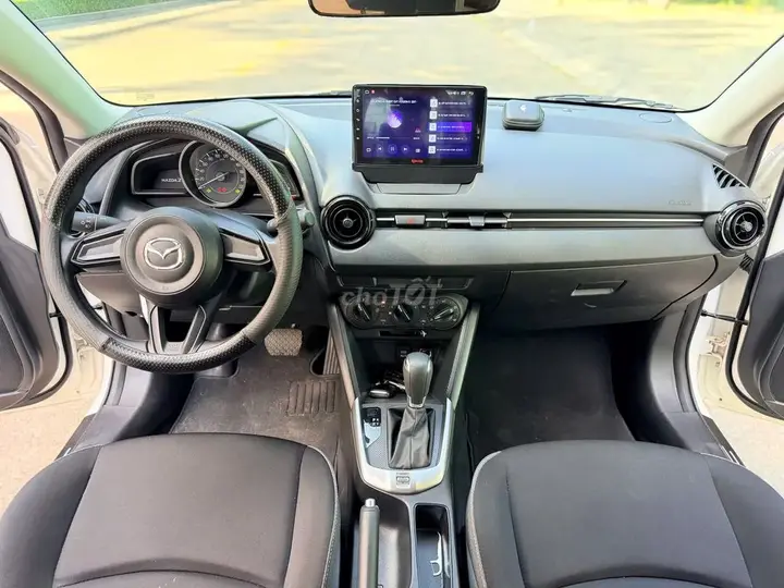 Mazda 2 2024 photo 5
