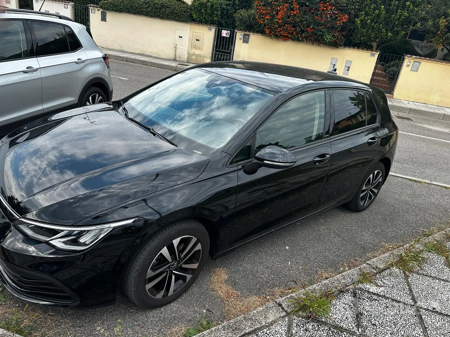 Volkswagen Golf 2021 photo 2