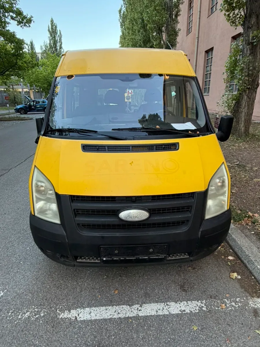 Ford Transit 2010 photo 2