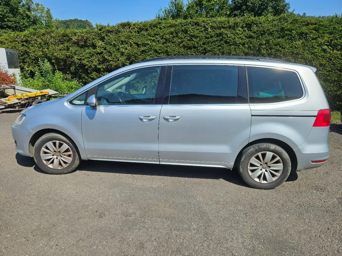 Volkswagen Sharan 2013 photo 3