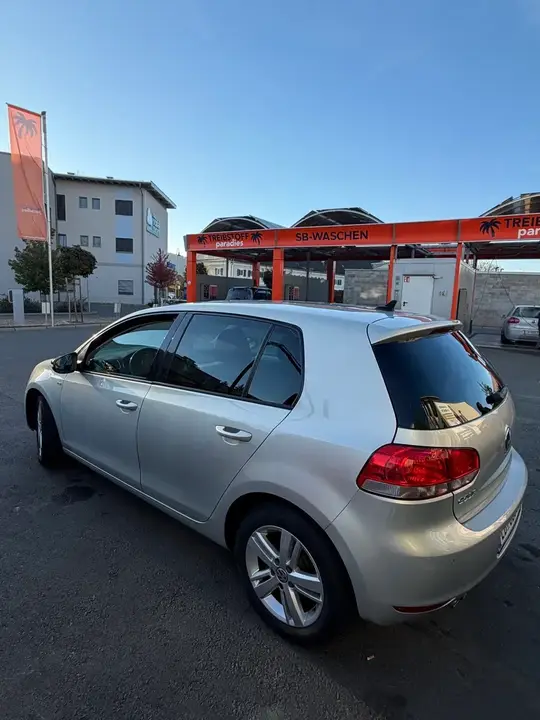 Volkswagen Golf 2012 photo 2