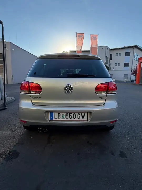 Volkswagen Golf 2012 photo 3
