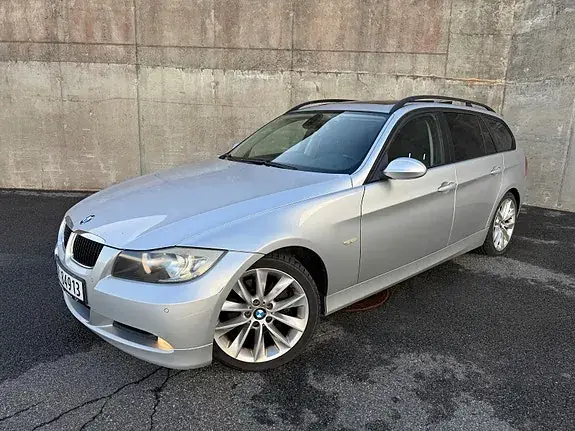 BMW 318D 2008 photo 2