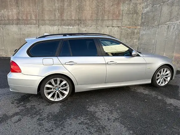 BMW 318D 2008 photo 4