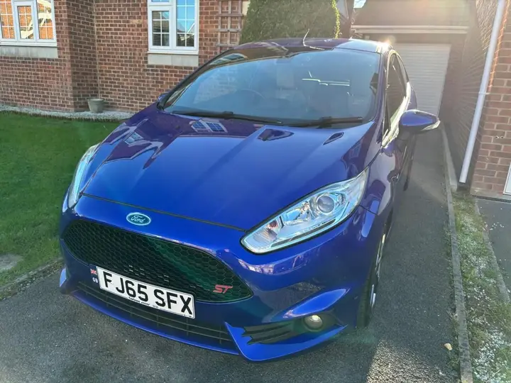Ford Fiesta 2015 photo 3