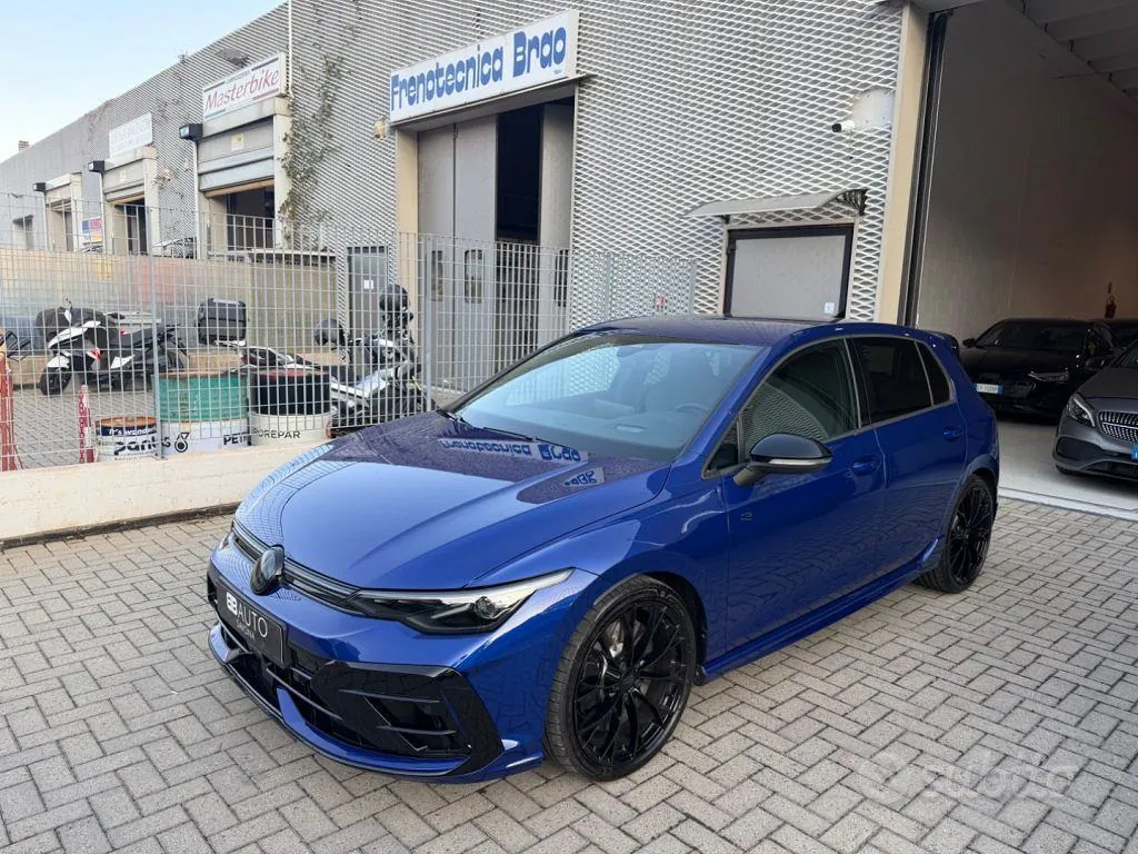 Volkswagen Golf 2024 photo 3