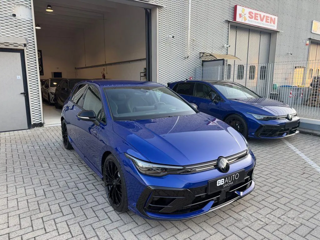 Volkswagen Golf 2024 photo 4