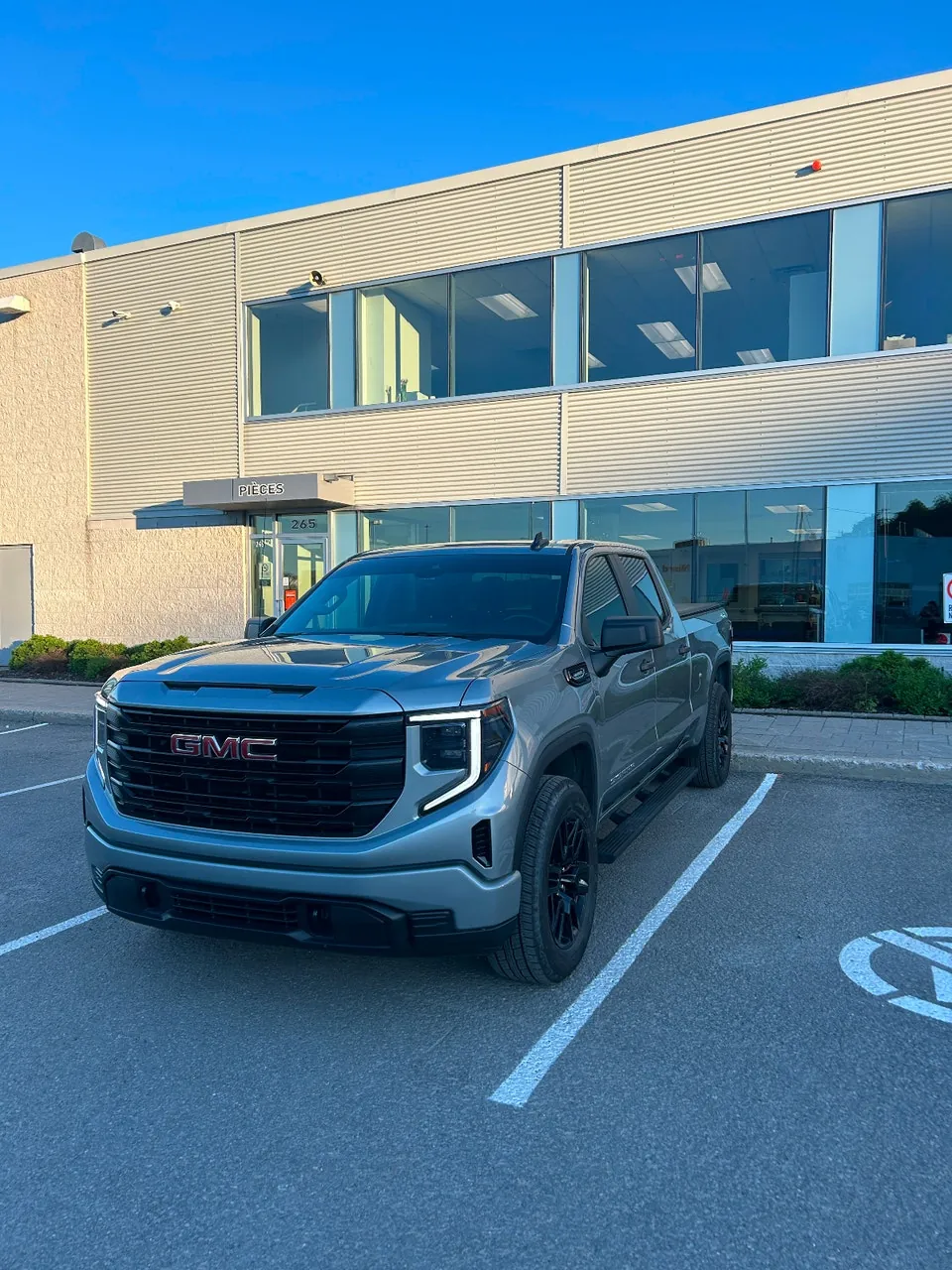 GMC Sierra