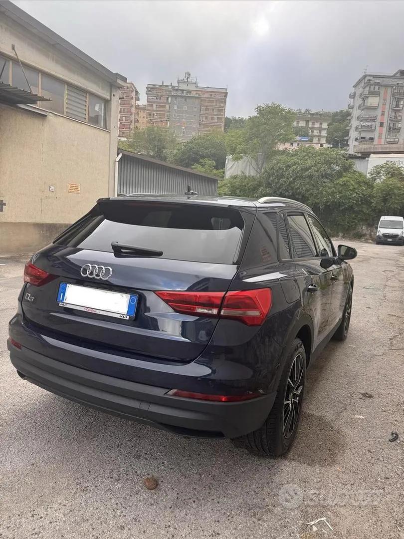 Audi Q3 2019 photo 2