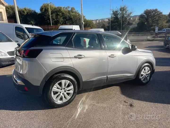 Peugeot 3008 2020 photo 4