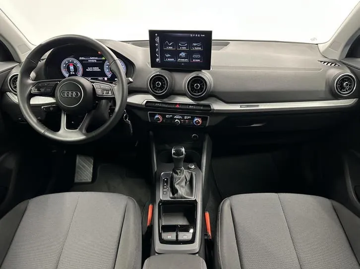 Audi Q2 2024 photo 2