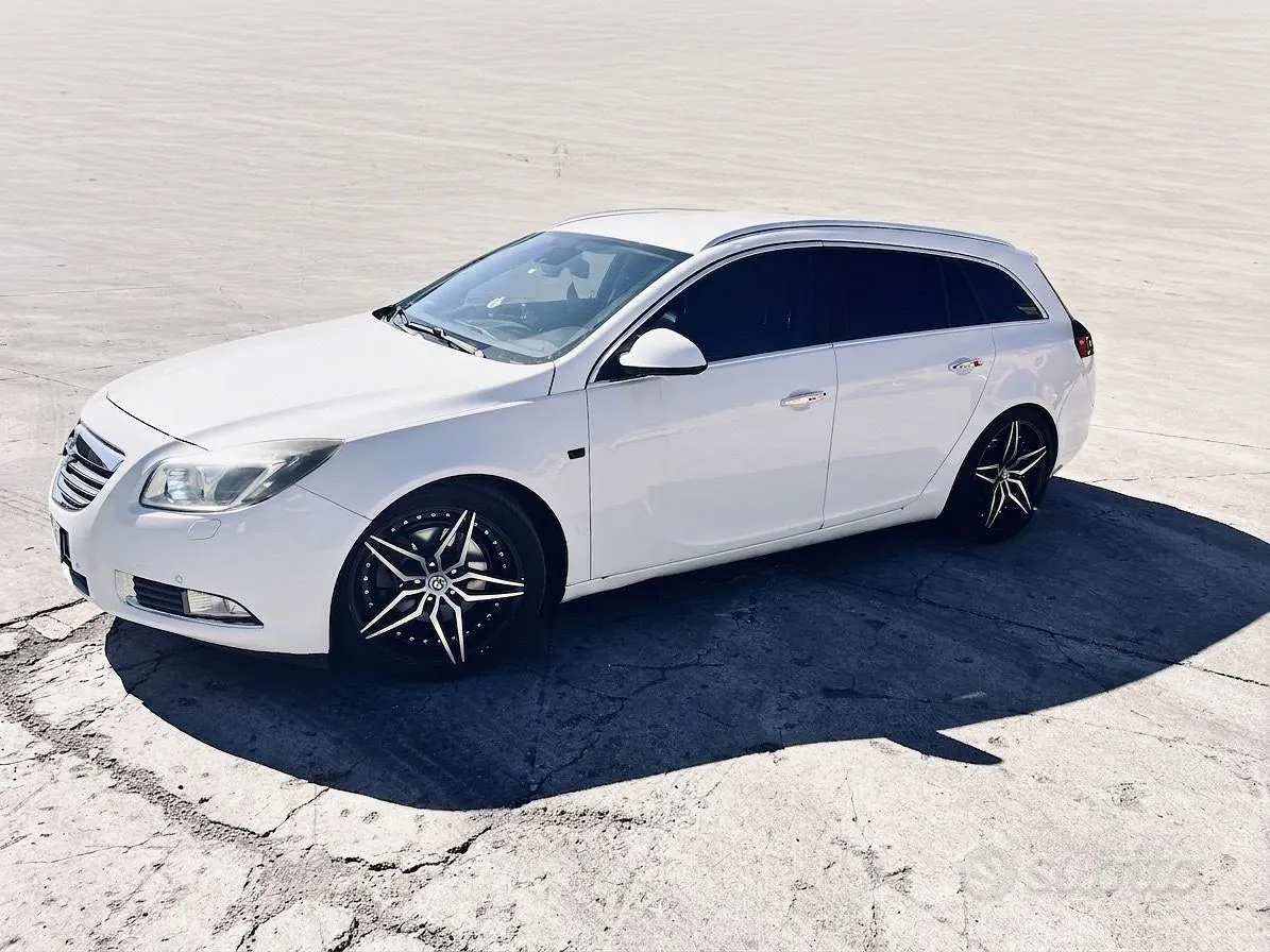 Opel Insignia 2010 photo 4