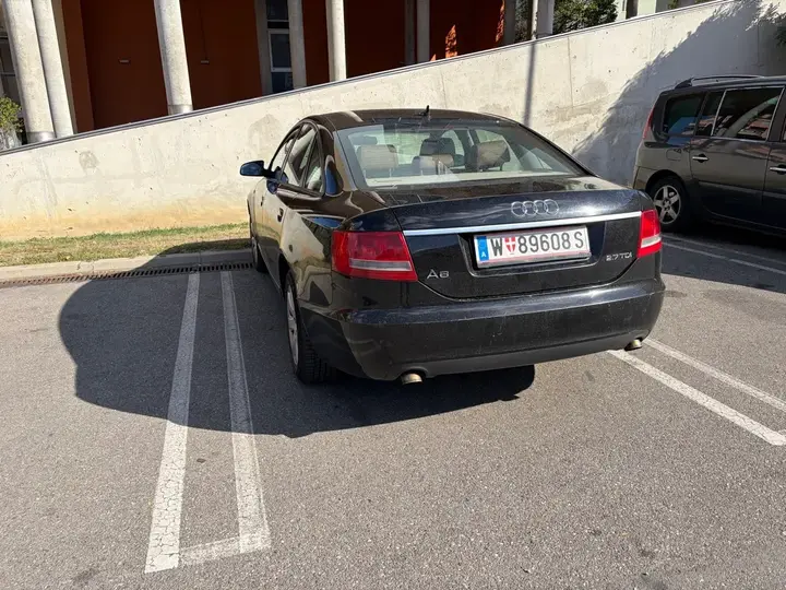 Audi A6 2006 photo 2