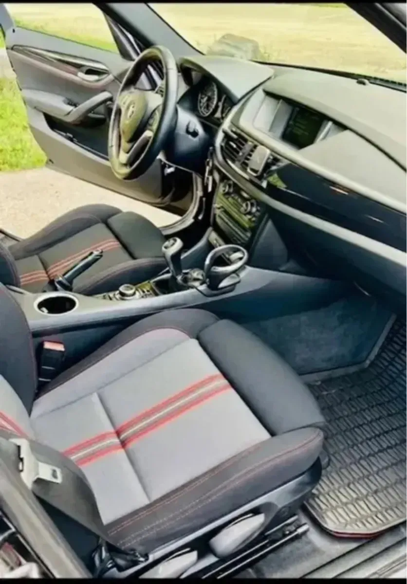 BMW X1 2013 photo 2