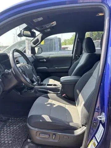 Toyota Tacoma 2023 photo 3