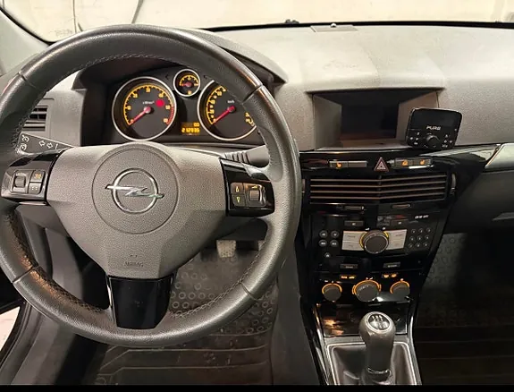 Opel Astra 2007 photo 4