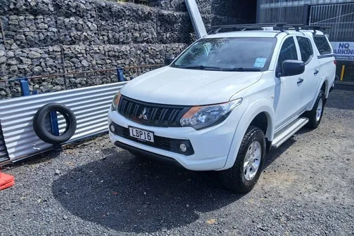 Mitsubishi Triton