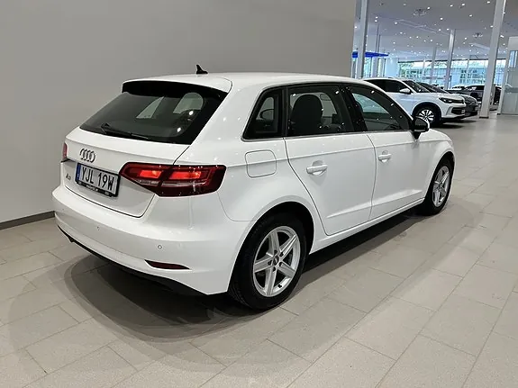 Audi A3 2020 photo 3
