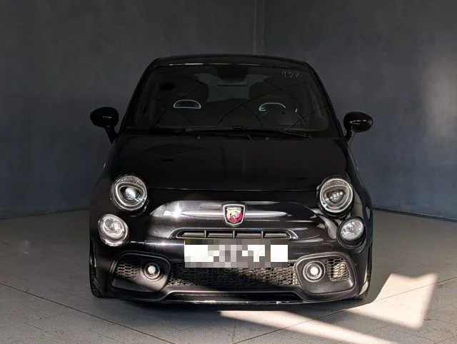 Abarth 595 2023 photo 2