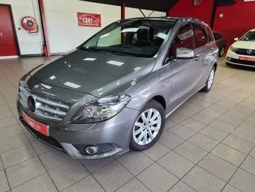 Mercedes-Benz B180 2012 photo 3