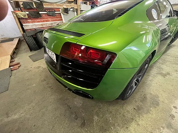 Audi R8 2012 photo 4